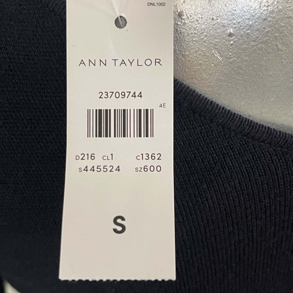 Ann Taylor Dress Size S Black Long Sleeve V-Neck Flare - Picture 6 of 10